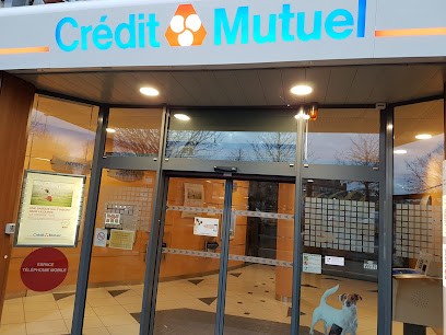 Crédit Mutuel, Banque à Laval