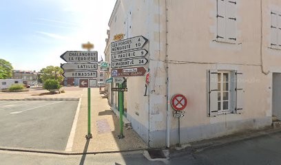 Crédit Agricole Charente-Maritime Deux-Sèvres, Banque à Vasles