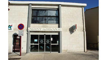 Crédit Agricole Charente Périgord, Banque à La Couronne