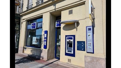 LCL Banque et assurance, Banque à Joigny