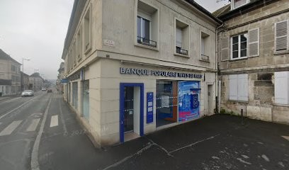 Banque Populaire Rives de Paris, Banque à Pont-Sainte-Maxence
