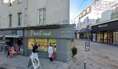 Crédit Agricole Normandie Agence Entreprises, Banque à Alençon