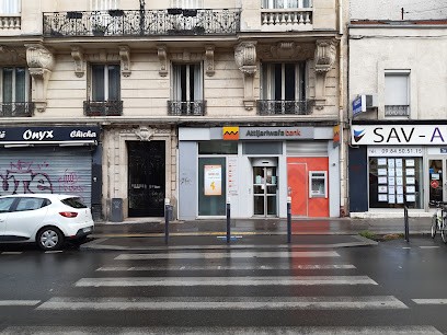 Attijariwafa Bank Europe (Montreuil), Banque à Montreuil