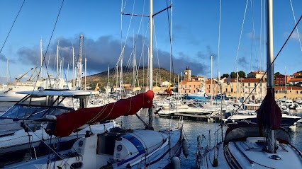 Caisse D'Epargne Port Vendres, Banque à Port-Vendres