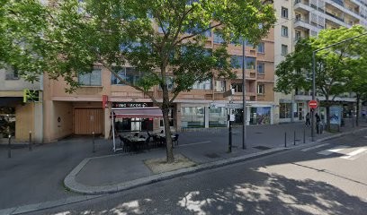 C.r.c.a.m, Banque à Lyon 08