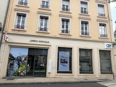 Crédit Agricole Centre-est à Oullins, Banque à Oullins