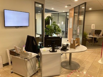 Crédit Agricole Centre Loire - Mehun Sur Yevre, Banque à Mehun-sur-Yèvre