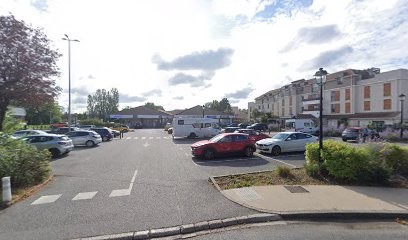 Caisse D'Epargne Voisins-le-Bretonneux, Banque à Voisins-le-Bretonneux