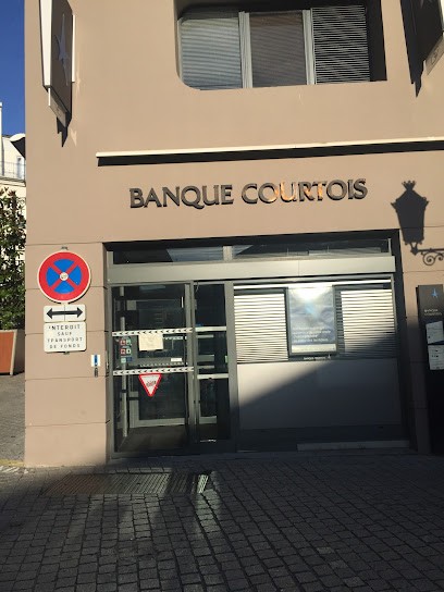 SG, Banque à Lourdes