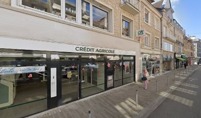 Crédit Agricole, Banque à Falaise