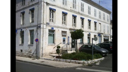 LCL Banque et assurance, Banque à Jarnac
