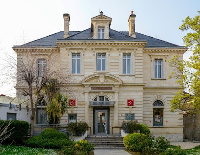 Caisse D'Epargne Saint-Palais, Banque à Saint-Palais