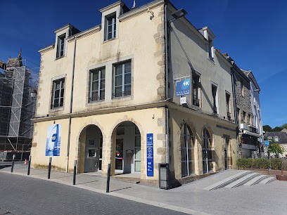 Banque Populaire, Banque à Évron