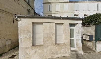 Roquier Finance, Banque à Saintes