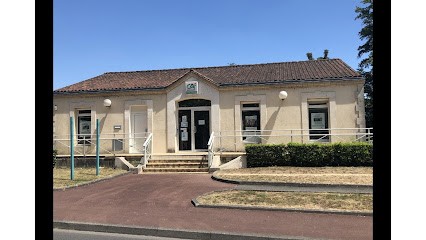 Crédit Agricole Charente Périgord, Banque à Gond-Pontouvre